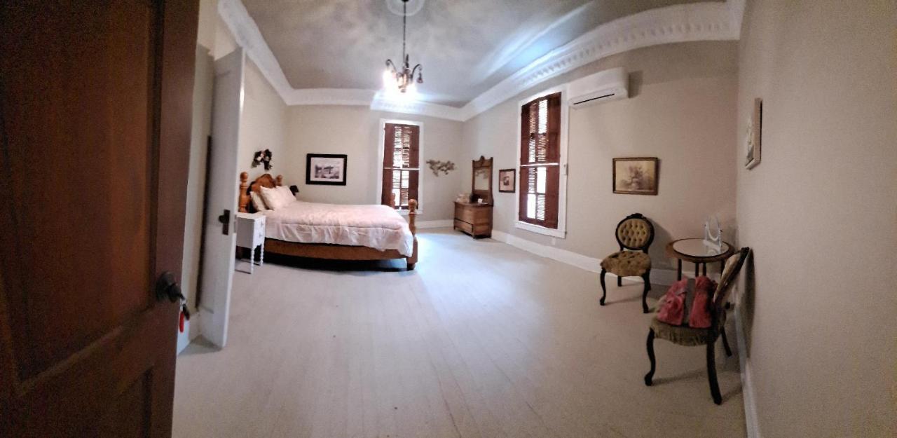 Bed and Breakfast Leslie Manor Glasgow Esterno foto